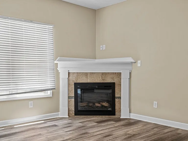 528 Tip Top Ave — Photo 5