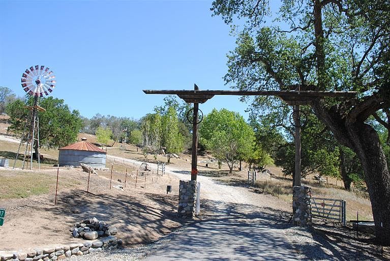 1st image of 28047 Yosemite Springs Pkwy