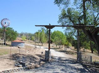 28047 Yosemite Springs Pkwy, Coarsegold, CA 93614