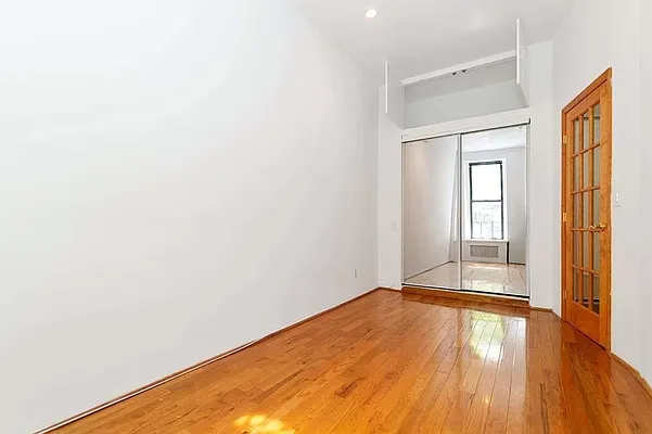 Rented by REAL New York | media 13