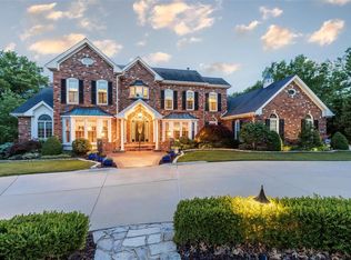 9101 Fox Bridge Dr, Saint Louis, MO 63127