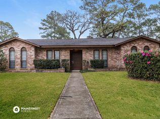 25414 Foxbriar Ln, Spring, TX 77373