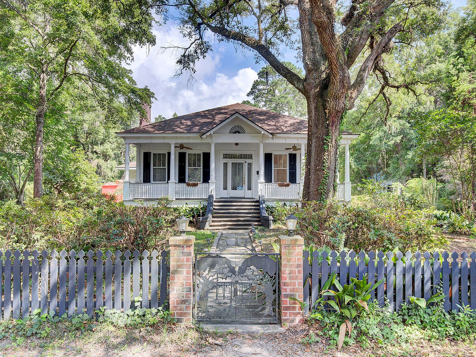402 Sumter Ave, Summerville, SC 29483 Zillow