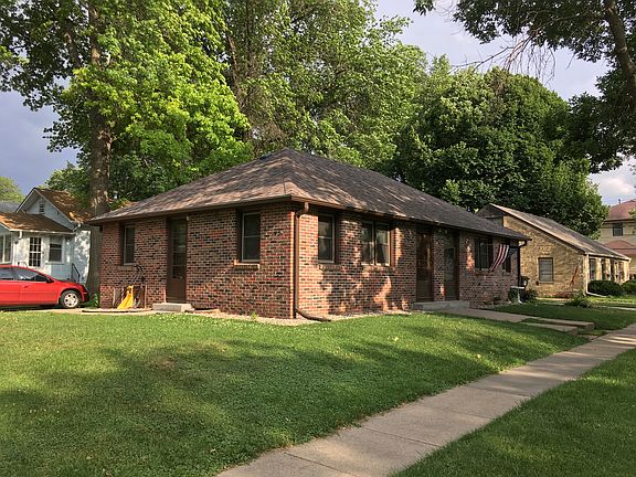 2nd image of 936 N 35th St