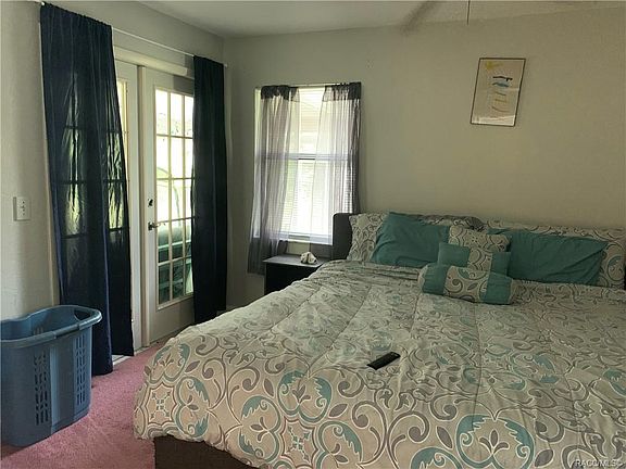5th image of 3891 N Tamarisk Ave