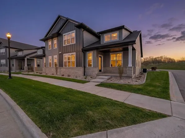 2812 Elm Tree Hl, Green Bay, WI 54313