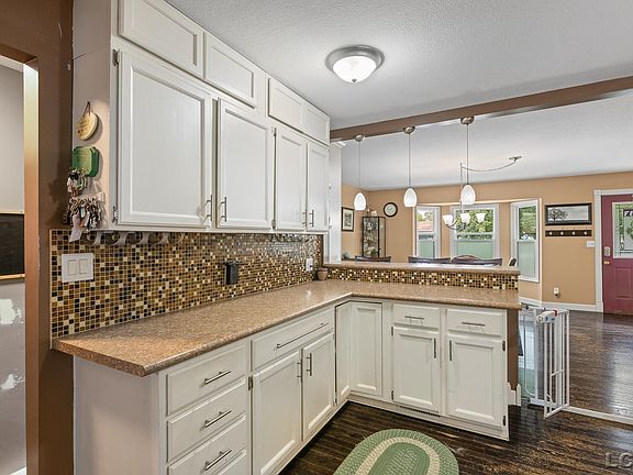 3rd image of 5356 Osburn Dr