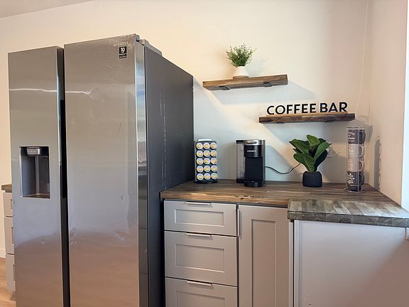 5th image of 5014 Palmer Park Blvd #1