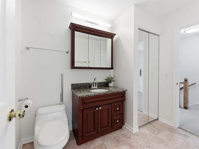 1542 Anderson Ln — Photo 23