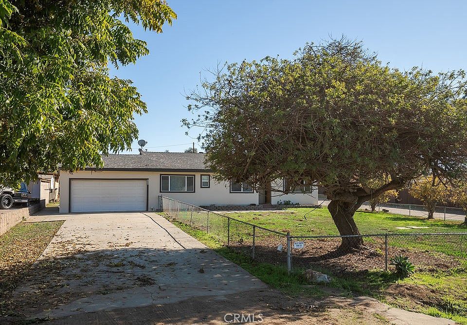 1st image of 1548 S Citrus Ave #1548