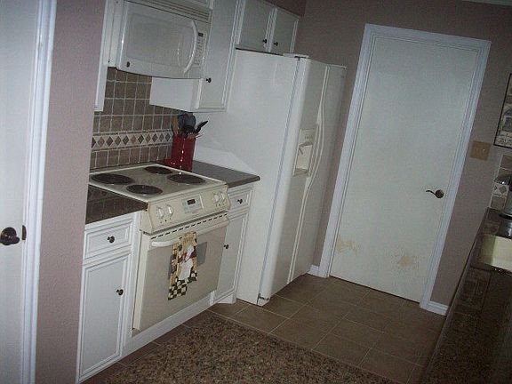 2nd image of 2407 Memphis Ave