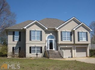 105 Valley Lake Dr, Perry, GA 31069