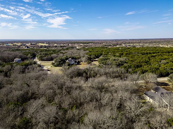 4th image of 12039 Shady Creek Dr