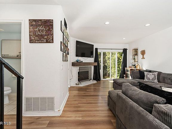 5th image of 15165 Marquette St Unit C