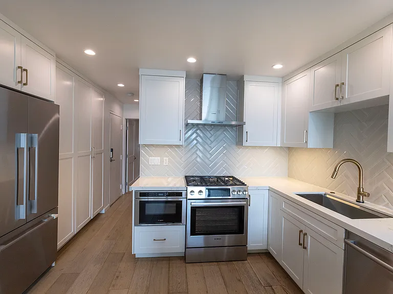 22 Navy St #306 — Photo 8