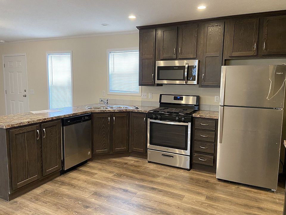 2nd image of 57400 Bedford Blvd #343