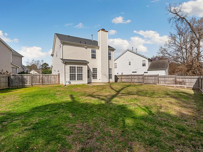23 Keswick Ct — Photo 16