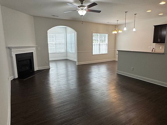 4th image of 6047 Sunny Brook Dr