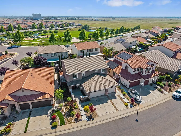 12681 Solsberry Way — Photo 30