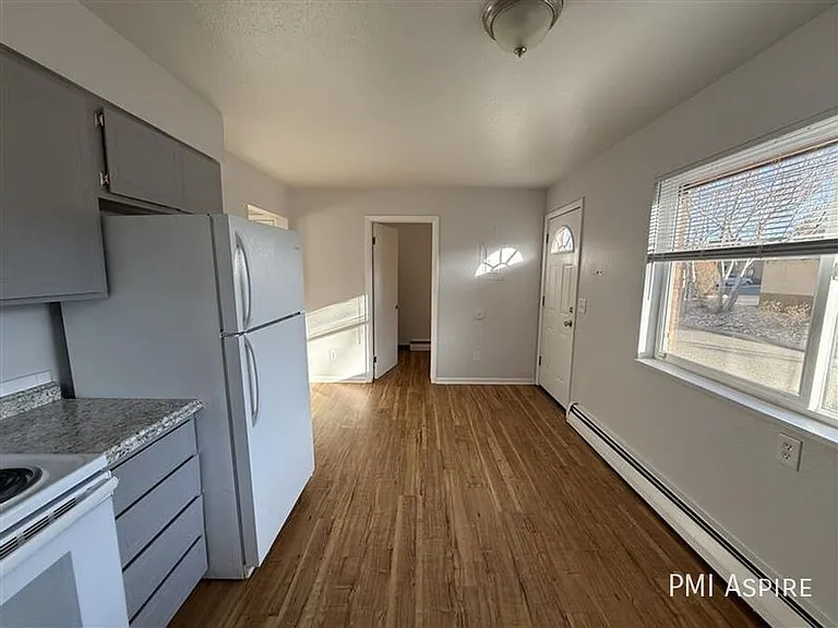 1410 E 16th St #1428 — Photo 6
