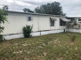 1416 County Dr, Tavares, FL 32778