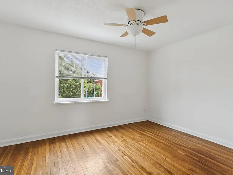 128 33rd St NE — Photo 12