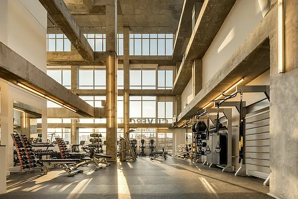 Rented by Stonehenge NYC LLC | media 12