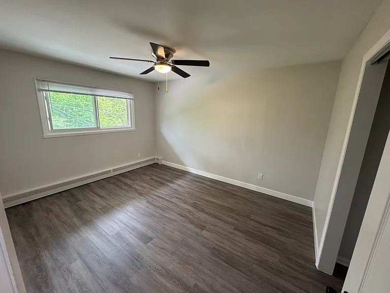7902 Venus St #6 — Photo 2