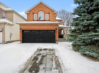 1386 Chicory Pl, Ottawa, ON K1J 1E7