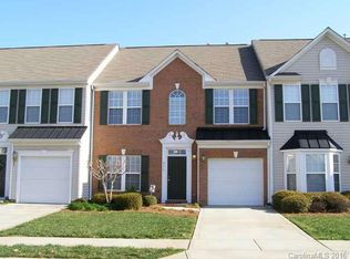 220 Gold Leaf Cir #220, Clover, SC 29710