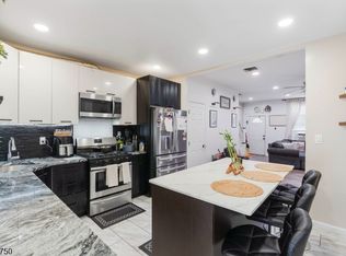 830 Grove St, Elizabeth, NJ 07202