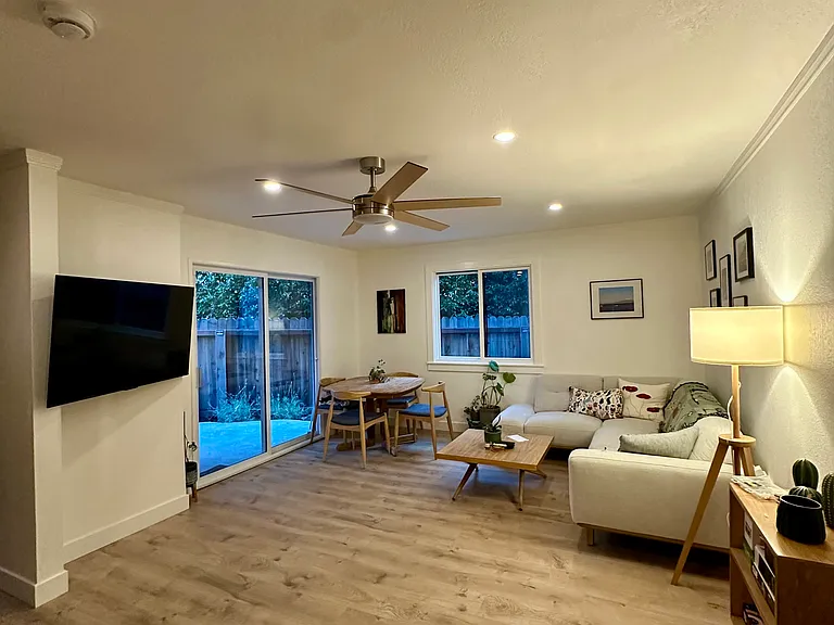 521 W Montecito St #1 — Photo 4