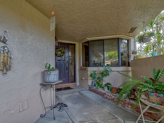 4th image of 9252 Chelsea Dr S