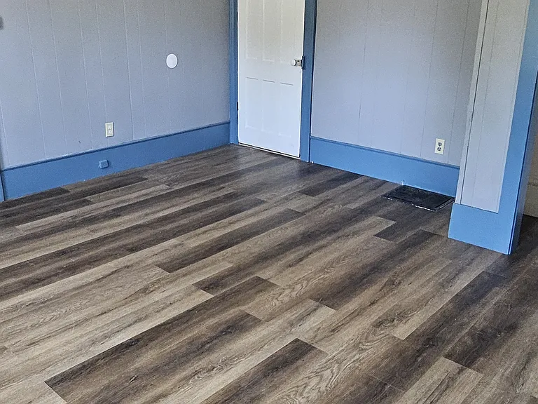 319 Race St #A — Photo 11