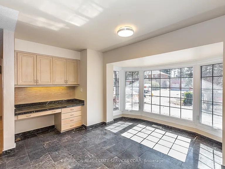 4 Sagewood Dr — Photo 11