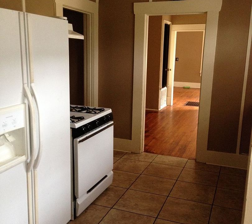 2nd image of 2315 Scovell Ct