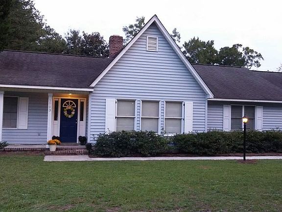 2nd image of 1003 Grimes St