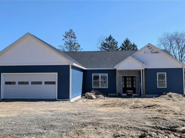 25 Sperry Ln, Lansing, NY 14882