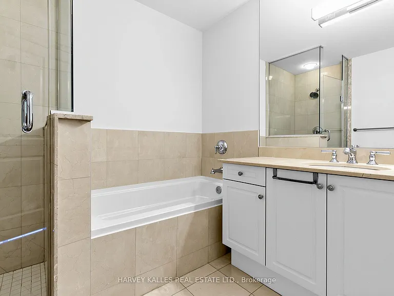 1 Bedford Rd #421 — Photo 16