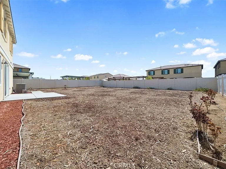 32839 Waylon Ct — Photo 28