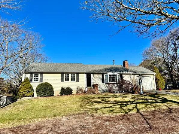 32 Jo-Anna Drive, South Yarmouth, MA 02664