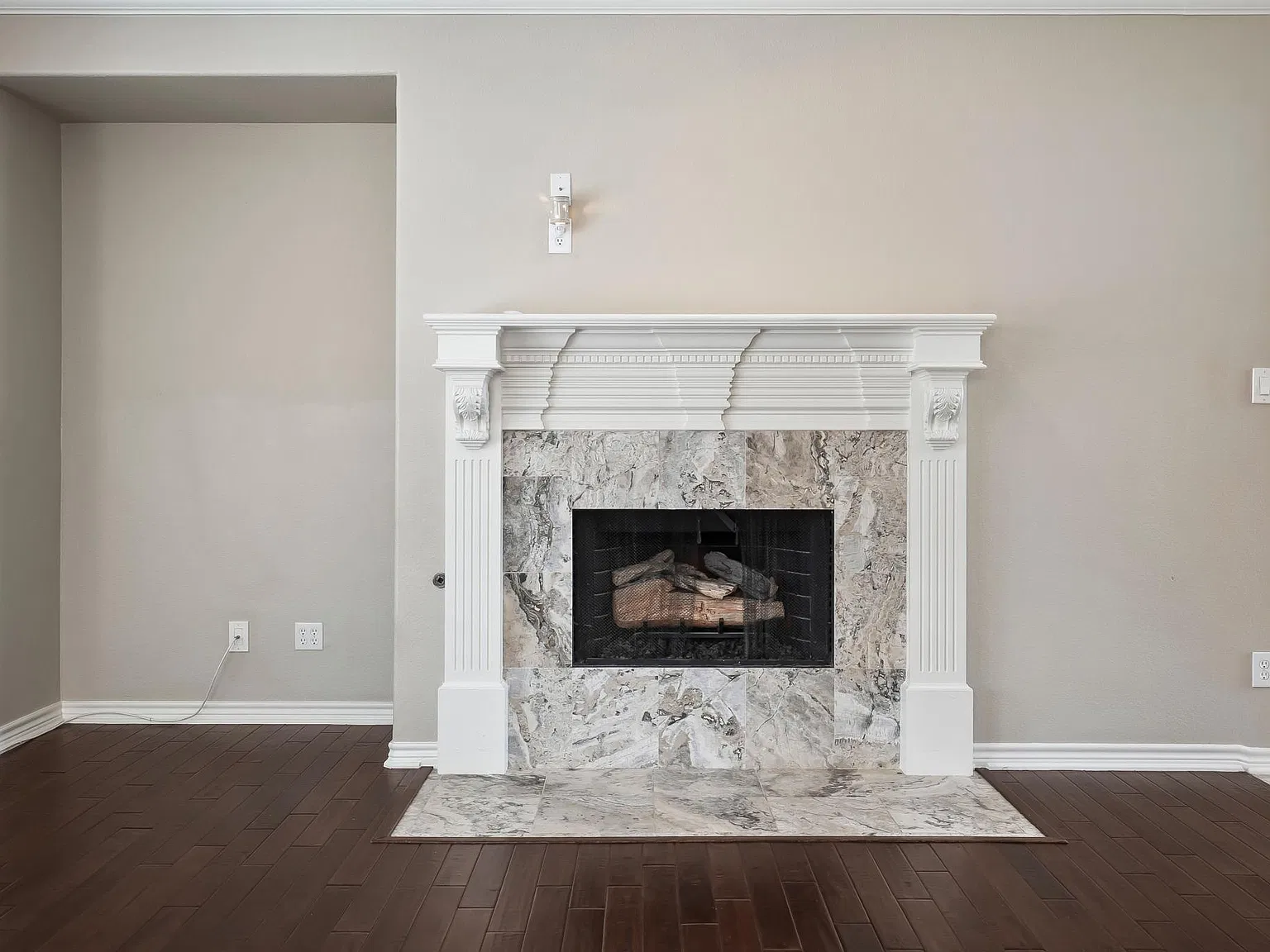 2700 Timberwood Dr — Photo 4