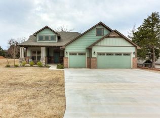 9051 Overlook Dr, Guthrie, OK 73044