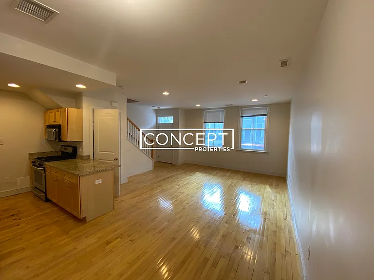 110A 2nd St #112 — Photo 3
