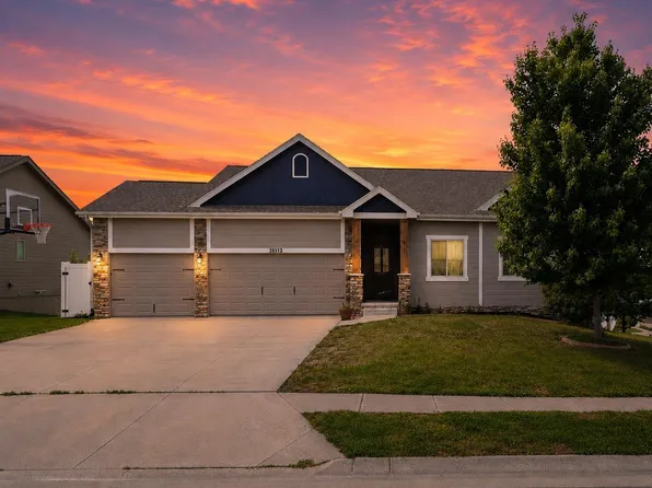 20313 Crystal Ave, Gretna, NE 68028