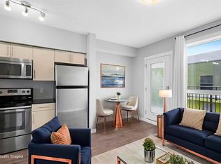 1740 N 9th St NW #402, Calgary, AB T2M 4Z5