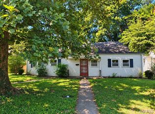 105 N 7th St, Charleston, MO 63834