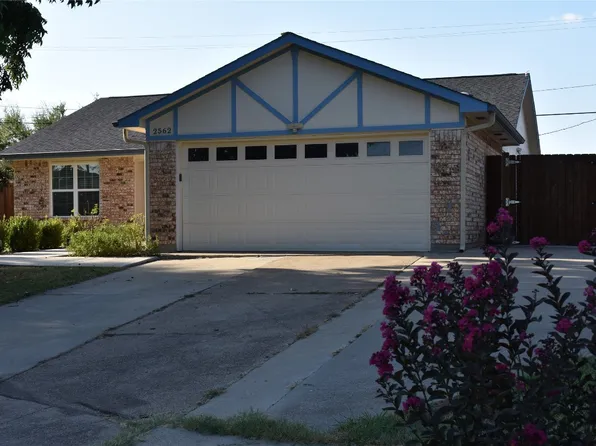 2562 Seven Hills Dr, Grand Prairie, TX 75052