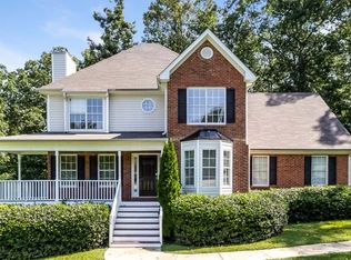 210 Crown Oaks Ct, Stockbridge, GA 30281