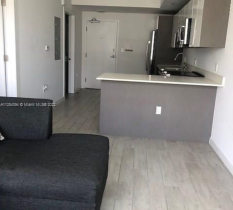 2nd image of 321 NE 26th St #813
